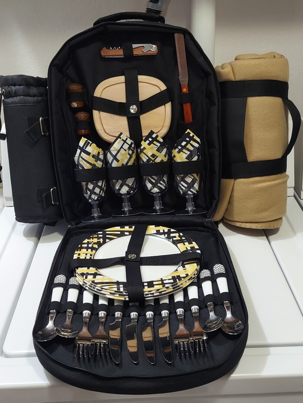 Picnic At Ascot 4 Person Equipped Picnic Backpack With Blanket - London Plaid